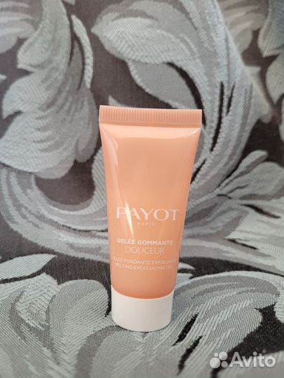 Миниатюры уходовой косметики Payot