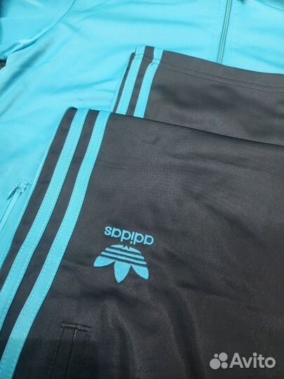 Спортивный костюм adidas из 90-х