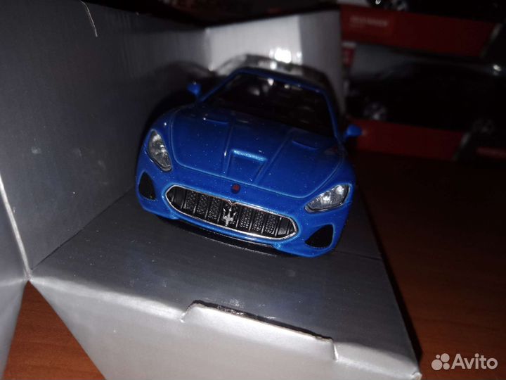 Модели автомобилей 1 / 32