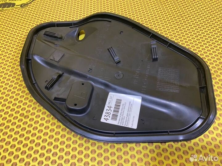 Накладка на дверь передняя правая Volkswagen Polo