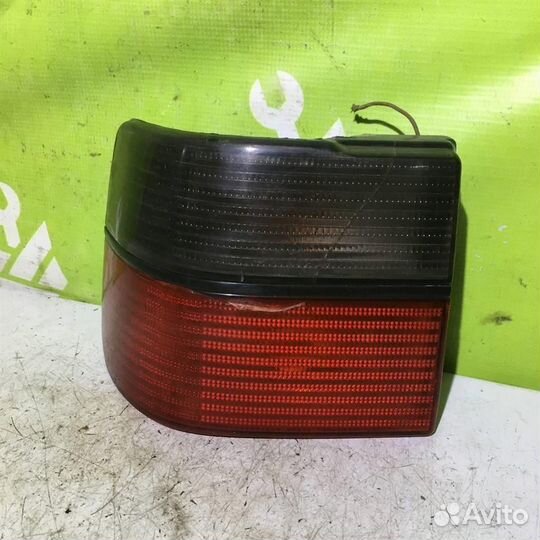Фонарь задний наружный левый Фольксваген Гольф 3