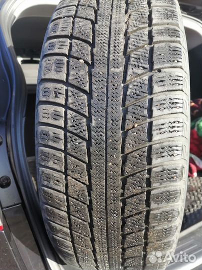 Triangle TR777 225/60 R17