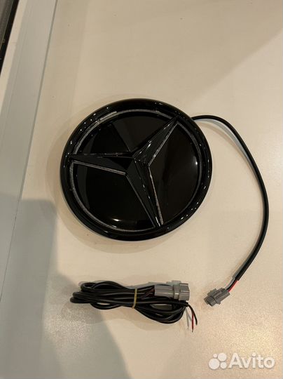 Светодиодная эмблема звезда Мерседес Бенц LED