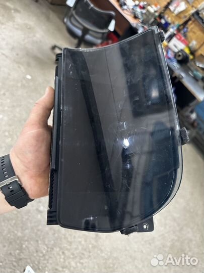 Дисплей центральный Mercedes W221 S 221 рестайлинг