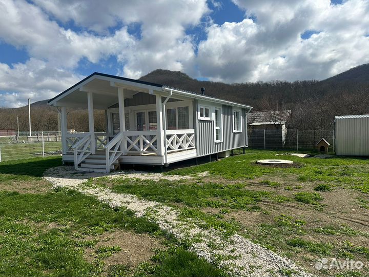 Домик из минибруса