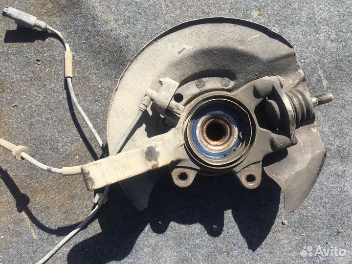 Поворотный кулак со ступицей LADA Granta Гранта