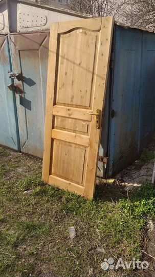 Дверь деревянная 80-2