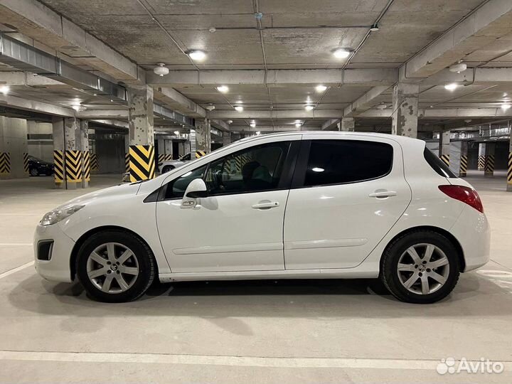 Peugeot 308 1.6 AT, 2011, 196 000 км