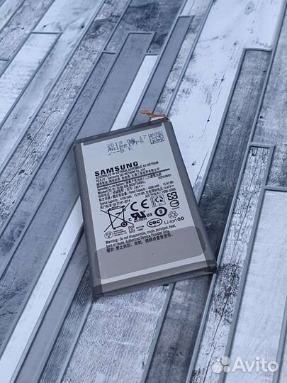 Samsung S10+ на разбор