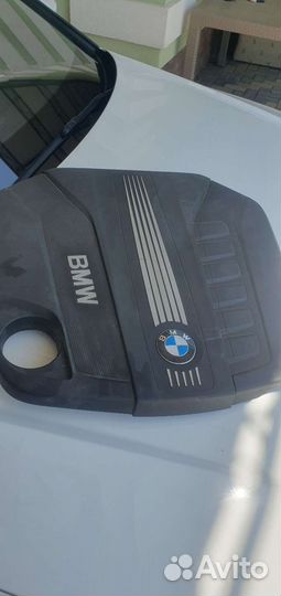 Декоративная крышка двигателя bmw