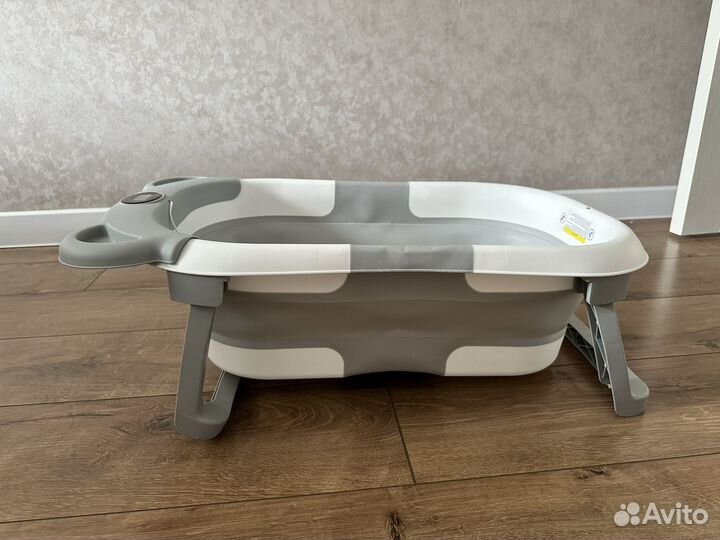 Ванночка для купания складная с термометром