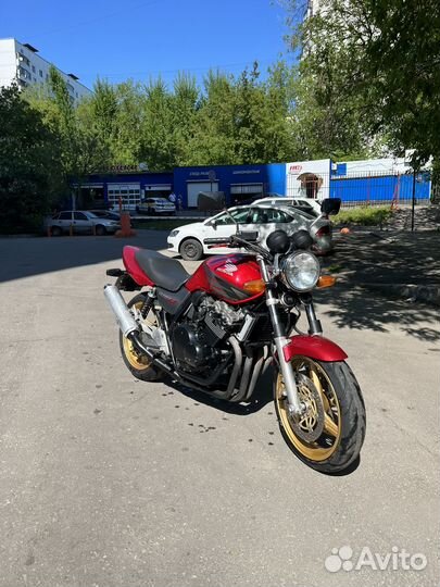 Honda CB 400 SFV-2