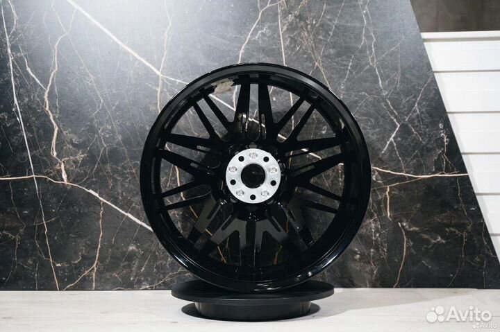 Кованные диски R21 Bentley Azure