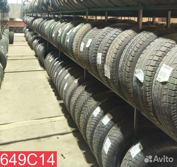 Kumho I'Zen KW31 225/40 R18 89N