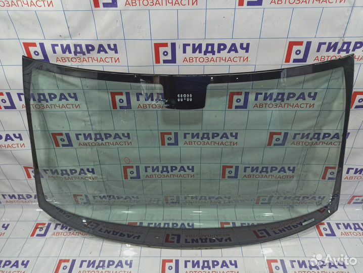 Стекло лобовое Mercedes-Benz CLS-Class 500 (W219)