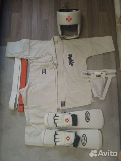 Доги (кимоно) +защита+ пояса для карате