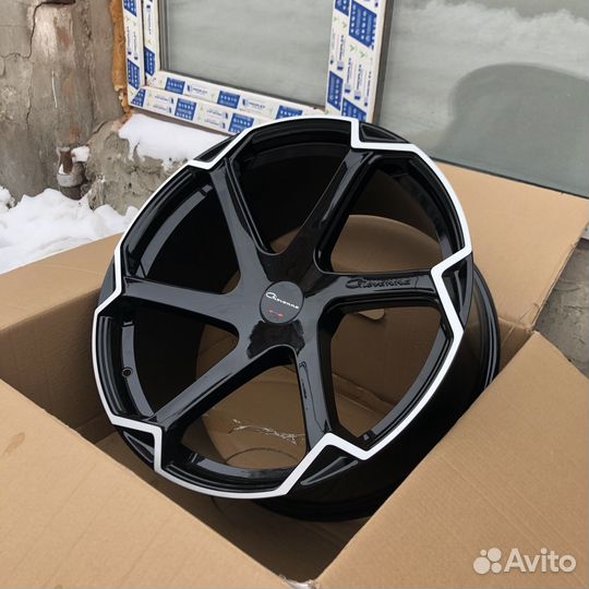 Диски Giovanna Dalar X R24 на Chevrolet Tahoe QX80