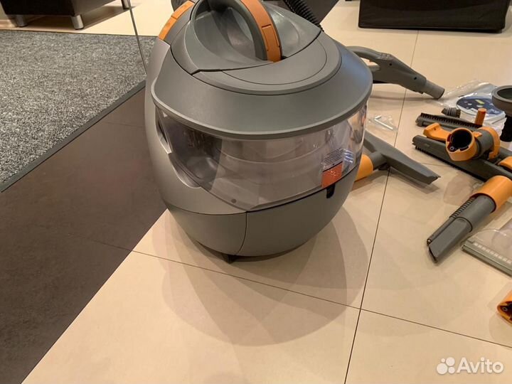 Паровой пылесос Unitekno 909 Производство Италия