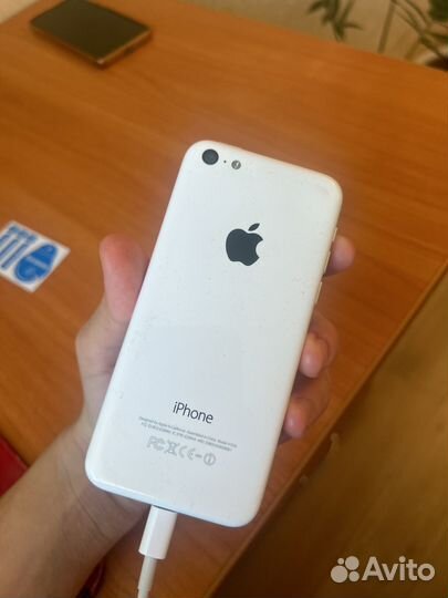 iPhone 5C, 16 ГБ