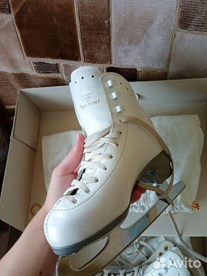 Полупрофессиональные коньки детские Risport