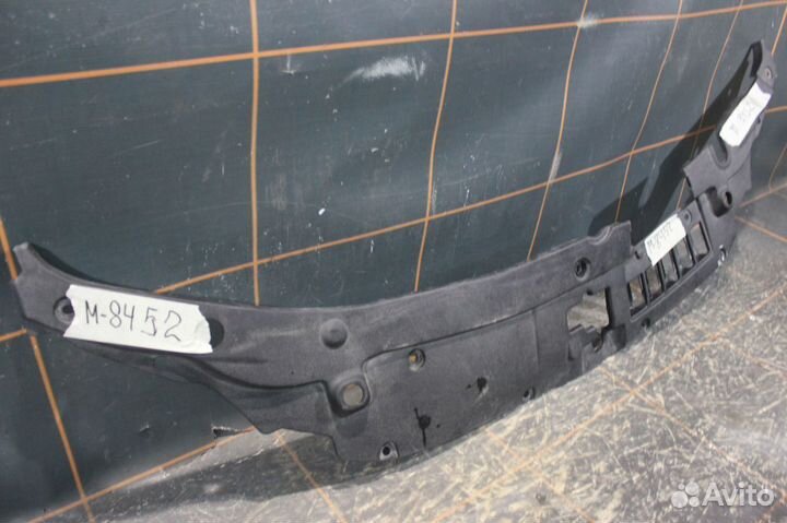 Кожух замка капота - Toyota Camry XV50 (2011-18гг)