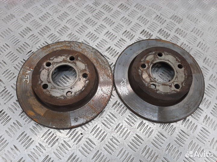 Диск тормозной задний для Ford C-MAX 1 1748745