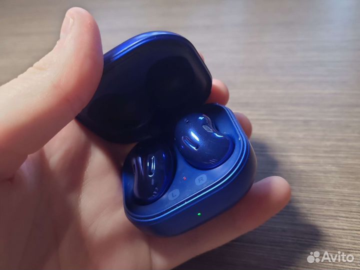 Samsung galaxy buds live