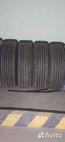 Continental ContiPremiumContact 5 215/60 R17 96H