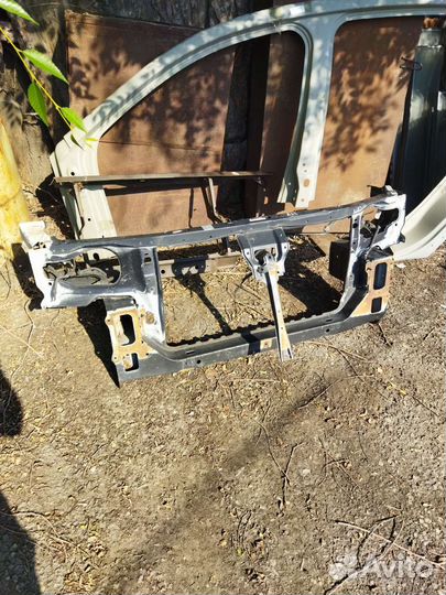 Панель передняя nissan cefiro a32