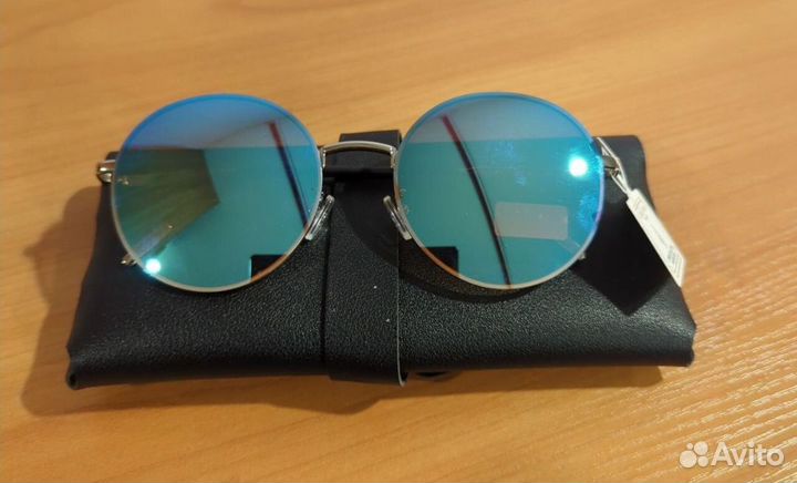 Солнцезащитные очки