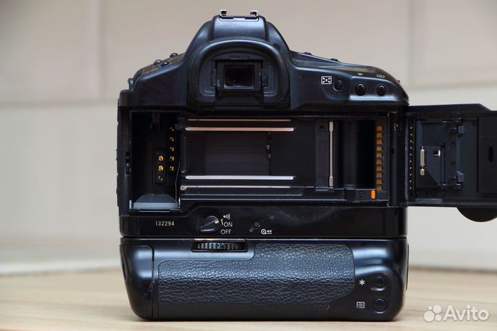Canon 1V пленочный 35мм