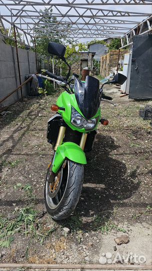 Kawasaki z1000