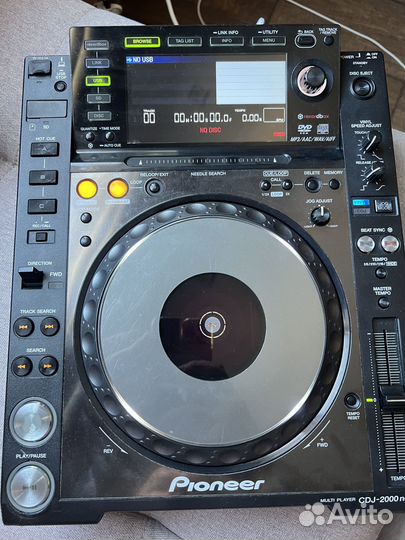Pioneer CDJ 2000 nexus