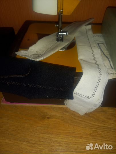 Швейная машина Радом