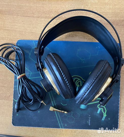 Наушники AKG 240