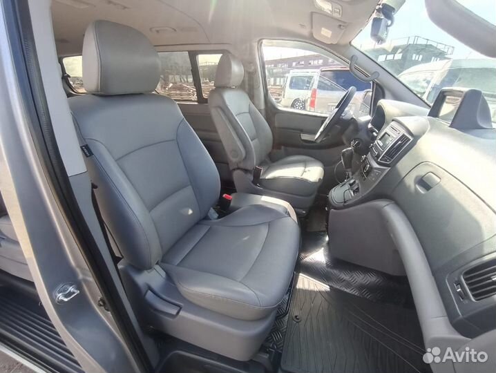 Hyundai Grand Starex 2.5 AT, 2018, 67 107 км