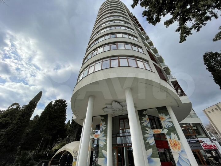 3-к. квартира, 80 м², 9/15 эт.