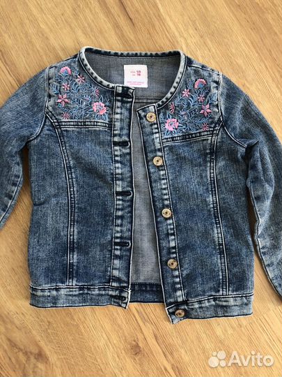 Куртка джинсовая на девочку