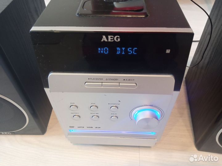 Музыкальный центр AEG MC 4448