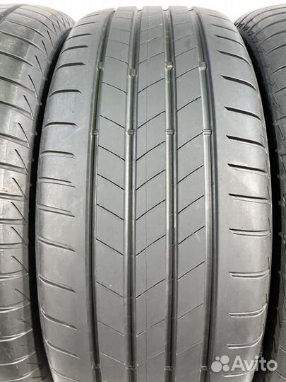 Bridgestone Turanza T005 215/55 R17