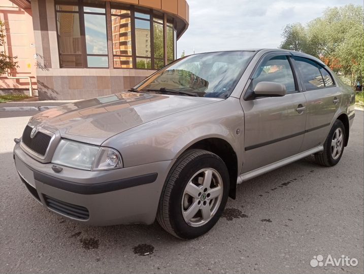 Skoda Octavia 1.6 МТ, 2008, 252 000 км