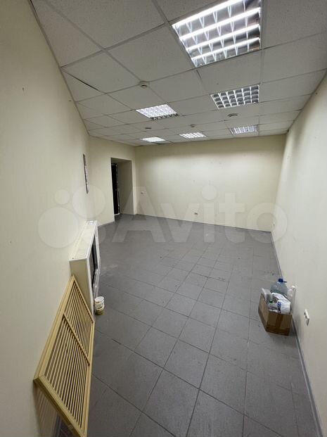 Нежилое помещение, 356 м²