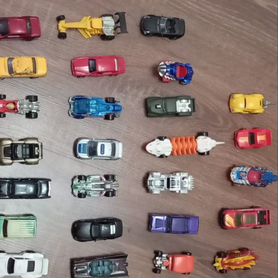 Hot wheels машинки 31 штука