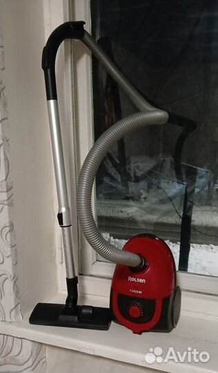 Пылесос Rolsen 1400w