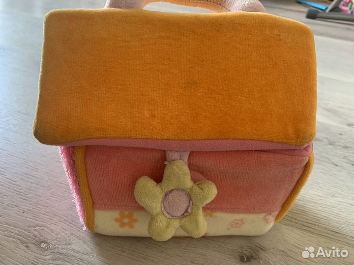 Домик с ручкой мягкий