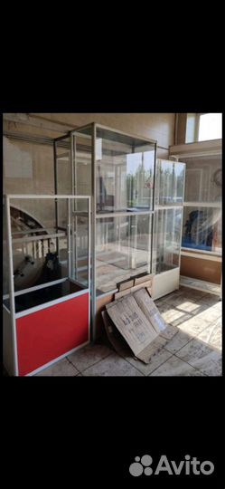 Подставки и тумбы