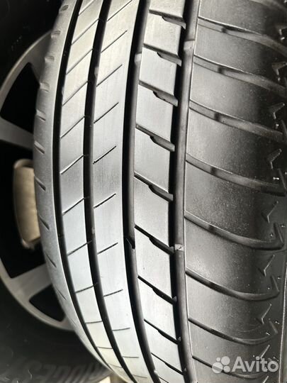 Bridgestone Alenza 001 225/60 R18 104W