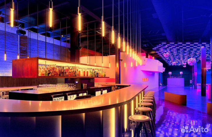 Известный клуб на главной барной улице города