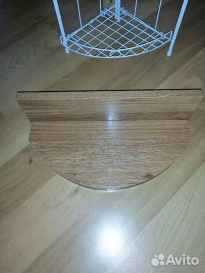 Полочка в ванную комнату