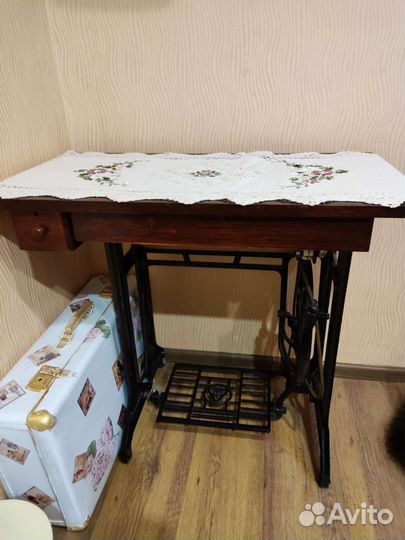 Швейная машина tikka